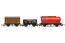 Hornby R60048 RailRoad Triple Wagon Pack, Mixed Wagons with Box Van