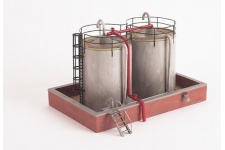 Bachmann 44-016 Scenecraft Fuel Storage Tanks