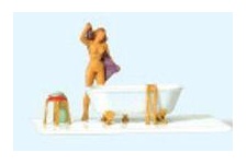 Preiser 28159 Woman At The Bath Tub OO Scale Figure