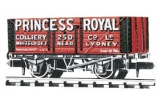 Peco-NR-P96-N-Gauge-Coal-7-Plank-Wagon-Princess-Royal-Colliery681