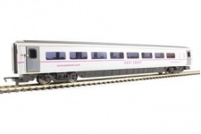 Hornby R4666A MK4 TSO Second Open East Coast Livery