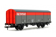 Bachmann 38-144A BR VDA Van BR Railfreight Red & Grey Front Left