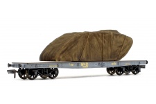 Bachmann 38-740 War Office Parrot Bogie Wagon In WD Livery With Sheeted Tank Load