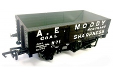 Bachmann Branchline 37-056A 5 Plank Wagon Wooden Floor 'AE Moody' Pre Owned