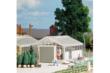 Busch 1547 Garden Center Greenhouse OO Gauge Plastic Kit