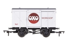 dapol-4f-011-131-ventilated-van-oxo-no-1-weathered-oo-gauge