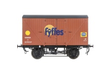 dapol-da7f-016-009-banana-van-fyffes-bauxite-o-gauge-1-43-scale