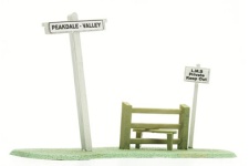Dapol CO78 Signpost and Stile OO Gauge Plastic Kit