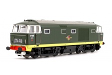 EFE Rail E84001 Class 35 'Hymek' D7005 BR Two-Tone Green Front Left