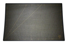 Gaugemaster GM602 A4 Cutting Mat For Model Makers and Hobby Crafts