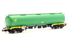 graham-farish-373-561-100-ton-tea-bogie-tank-wagon-bp-green