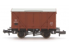 Graham Farish 377-625B BR 12T Ventilated Plywood Fruit Van BR Bauxite Early