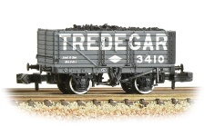 Graham Farish 377-093 N Gauge 7 Plank Wagon End Door 'Tredegar' Grey