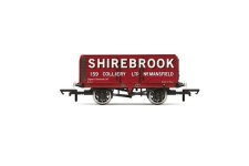 hornby-r60097-7-plank-wagon-shirebrook