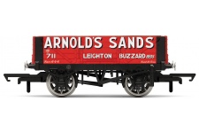 Hornby R6862 4 Plank Wagon 'Arnold Sands' Number 711