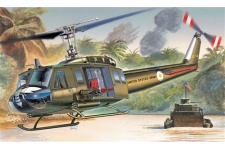 italeri-1247-uh-1d-iroquois-slick-1-72-scale-kit