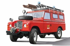 italeri 3660 landrover fire truck model kit