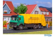 Kibri 15010 MB SK Garbage Truck HO/OO Gauge Plastic Kit