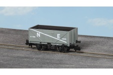 peco-nr-7001e-9ft-7-plank-open-wagon-quality-line-n-gauge-wagon