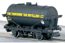 Peco NR-P180 N Gauge 10ft Tank Wagon Yorkshire Tar Distillers Ltd