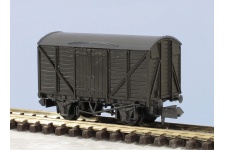 Peco KNR-43 N Gauge Standard Box Van Plastic Kit