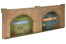 SuperQuick SQC080 Embankment Arches (Red Brick) OO Scale Card Kit