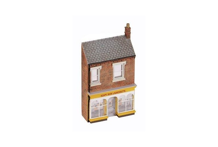 Bachmann Scenecraft 44-229 Low Relief Launderette - Soapy Suds