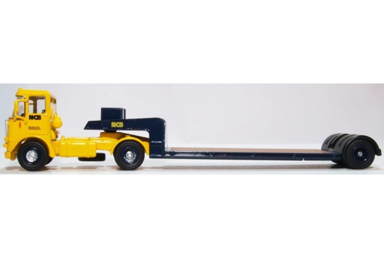 Oxford Diecast 76ATK004 Atkinson Borderer Low Loader NCB Mines Rescue Nearside