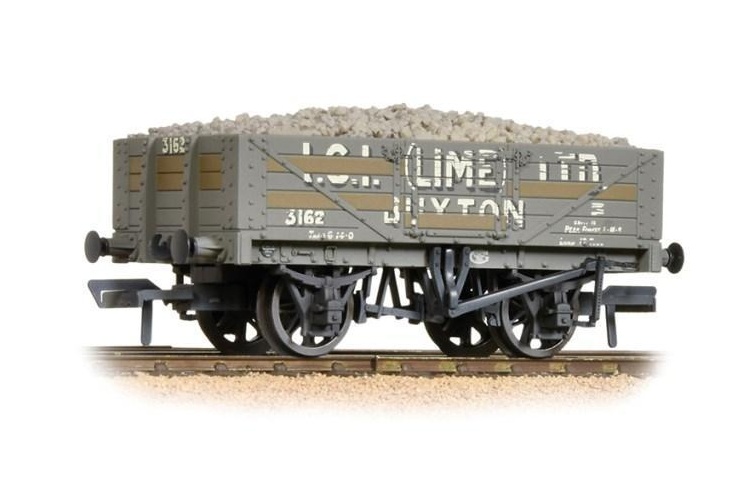 Bachmann Branchline 37-040 5 Plank Wagon Steel Floor ICI (Lime) With Load - Weathered