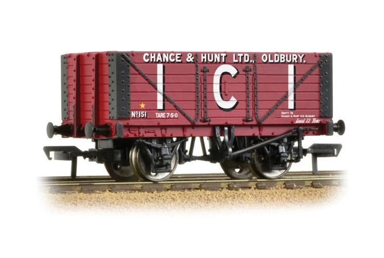 Bachmann Branchline 37-115 7 Plank Fixed End Wagon - ICI Chance & Hunt Ltd