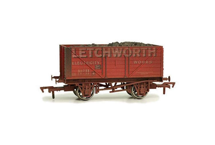 Dapol 4F-080-107 8 Plank Wagon Letchworth Electricity Works Weathered