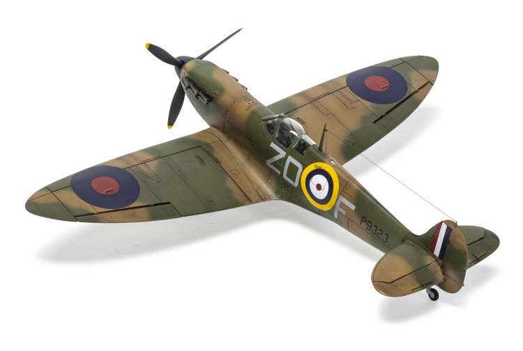Airfix A05126A Supermarine Spitfire Mk.1a Rear Left