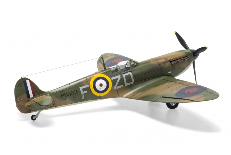 Airfix A05126A Supermarine Spitfire Mk.1a Rear Right