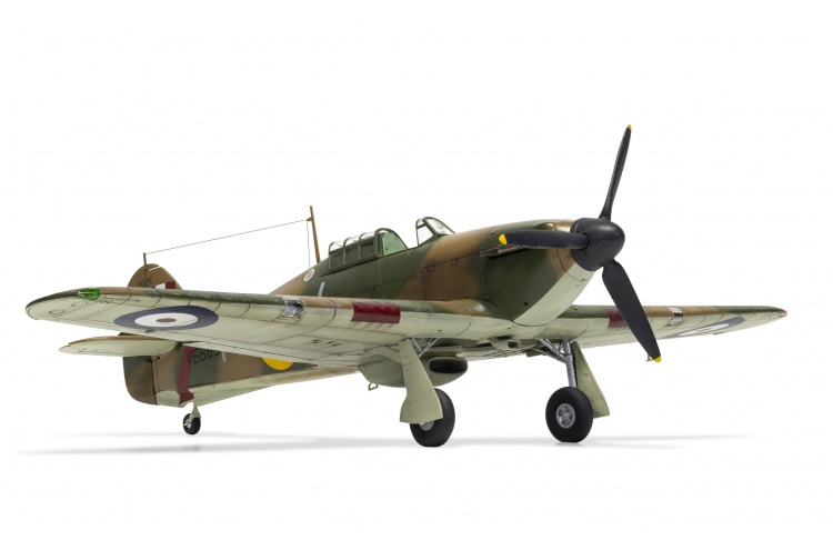 Airfix A05127A Hawker Hurricane Mk.1 Front Right