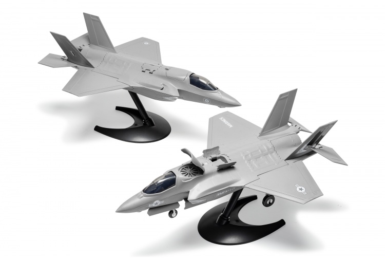 Airfix J6040 Quickbuild F-35 Lightening Model Aircraft Kit Completed