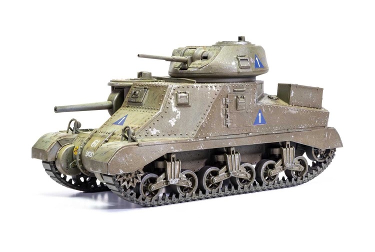 Airfix A1370 M3 Lee / Grant 1:35 Scale Plastic Model Tank Kit assembled 1