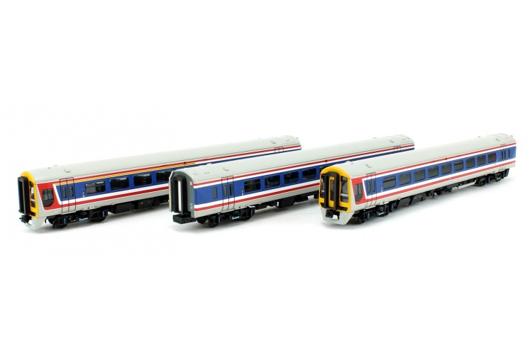 Bachmann 31-520 Class 159 3-Car DMU 159013 BR Network SouthEast Revised Picture 1