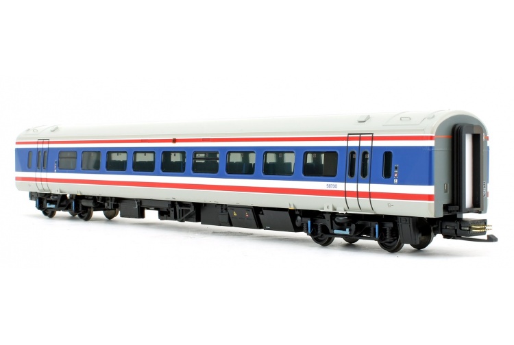 Bachmann 31-520 Class 159 3-Car DMU 159013 BR Network SouthEast Revised Picture 9