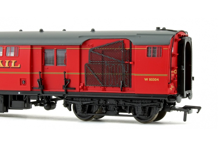 Bachmann 39-421B BR Mk1 POS Post Office Sorting Van Post Office Red With Nets Right Side Closeup