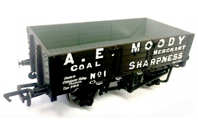 Bachmann Branchline 37-056A 5 Plank Wagon Wooden Floor 'AE Moody' Pre Owned