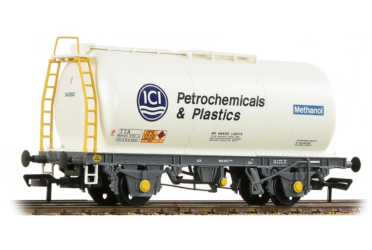 Bachmann Branhline 37-578B OO Gauge BR 45T TTA Tank Wagon 'ICI Petrochemicals & Plastics' White