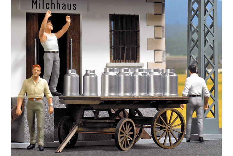 Busch 10262 Pack of 20 milk churns for O gauge model railway layouts
