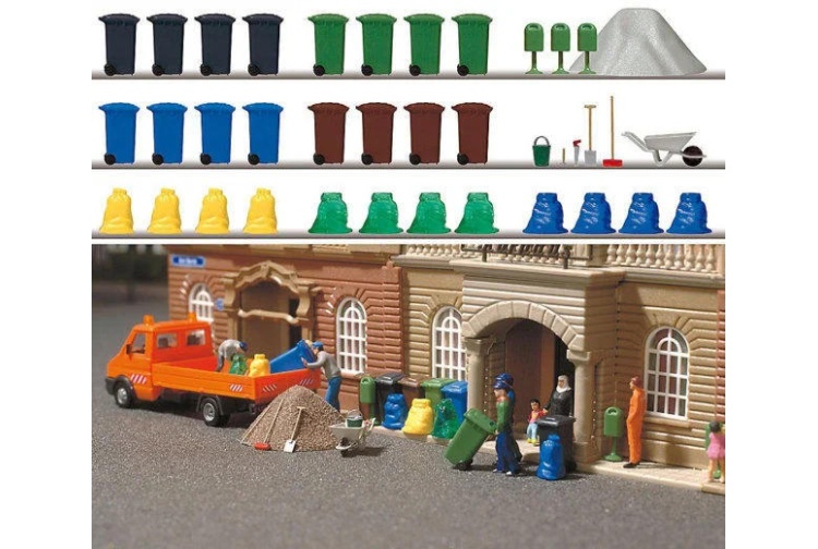 Busch 1136 Garbage And Trash Set HO / OO Scale Plastic Kit