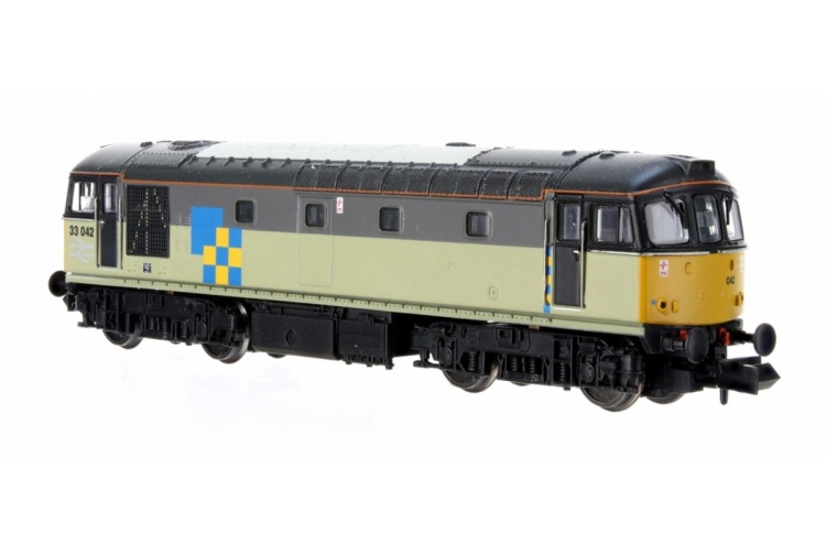 Dapol 2D-001-007D Class 33/0 33042 Triple Grey Construction Sector With DCC Front Right