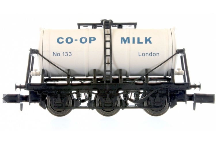 Dapol 2F-031-024 6 Wheel Milk Tank Co-op London No. 133