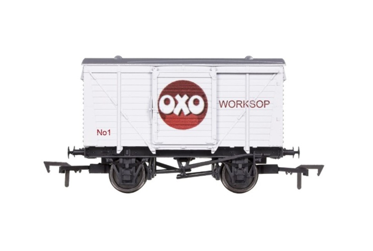 dapol-4f-011-130-ventilated-van-oxo-no-1-oo-gauge