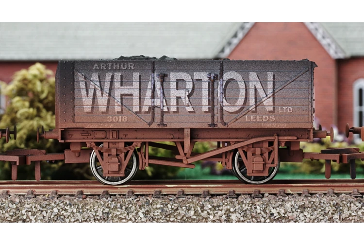 dapol-4f-071-103-oo-gauge-arthur-wharton-3018-7-plank-weathered