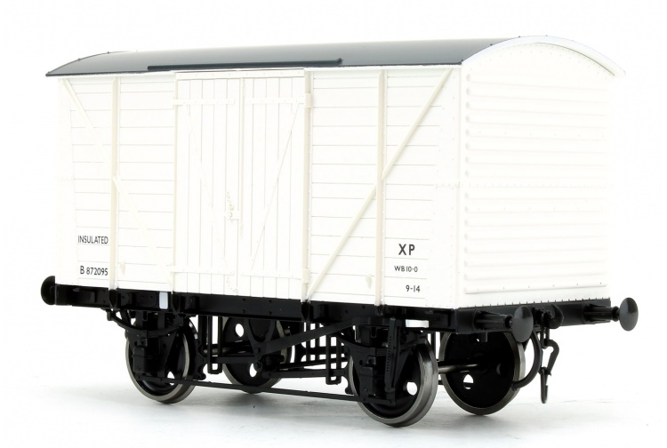Dapol 7F-057-004 10 Foot Chassis Wagon B872095 Insulated Van White Rear Left