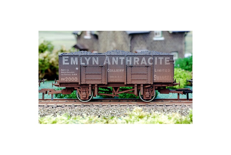 Dapol 4F-038-002 20t Steel Mineral Wagon Emlyn Anthracite Weathered