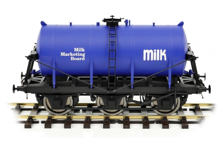 Dapol 7F-031-003 6 Wheel Milk Tank Milk Marketing Board pic3